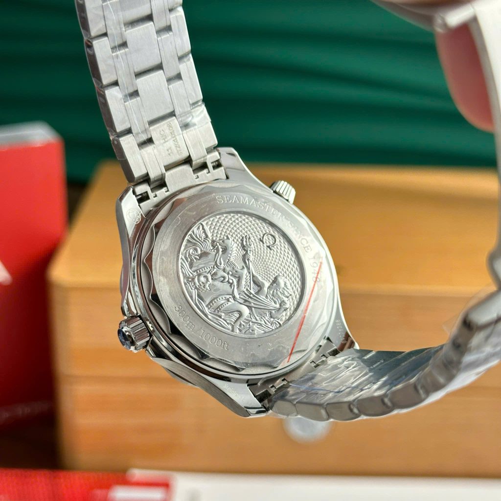 Đồng Hồ Omega Chế Tác Seamaster Diver 300M Summer Blue Máy Cơ Thụy Sỹ Nhà Máy VS 42mm (2)