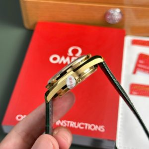 Đồng Hồ Omega SpeedMaster MoonWatch Chế Tác Mặt Xanh Lá Cây Dây Da Xưởng OM 42mm (2)