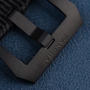 Đồng Hồ Panerai Chế Tác Luminor GMT PAM1176 Vỏ Carbon Dây Vải Nato VSF 44mm