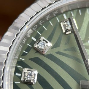 Đồng Hồ Rolex DateJust 126234 Chế Tác Mặt Xanh Họa Tiết Lá Cây Cọc Số Đá VSF 36mm (2)