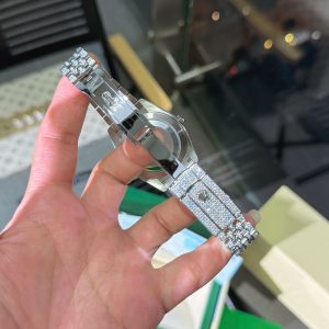 Đồng Hồ Rolex DateJust Chế Tác Mặt Đen Đính Full Đá Moissanite HongKong 41mm (2)