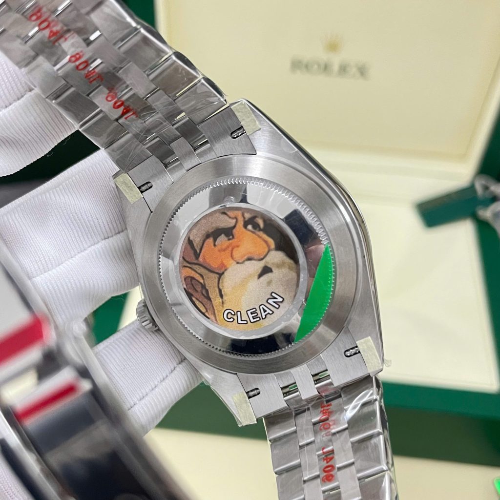 Đồng Hồ Rolex DateJust Chế Tác Mặt Đen Viền Đính Đá Moissnaite Xưởng Clean 41mm (2)