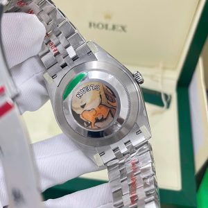 Đồng Hồ Rolex DateJust Chế Tác Mặt Xanh Dương Viền Đính Đá Moissnaite Xưởng Clean 41mm (10)