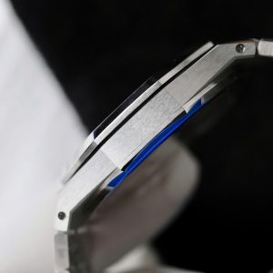 Đồng Hồ Audemars Piguet Royal Oak Jumbo Extra-thin Openworked 16204 Rep 11 Mặt Lộ Cơ Màu Trắng Nhà Máy ZF 39mm (2)