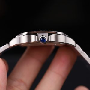 Đồng Hồ Cartier Santos Mặt Trắng Replica 11 Viền Đính Đá Moissanite Máy Cơ Thụy Sỹ Xưởng BV 39 (2)