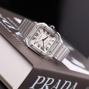 Đồng Hồ Cartier Santos Mặt Trắng Replica 11 Viền Đính Đá Moissanite Máy Cơ Thụy Sỹ Xưởng BV 39 (2)