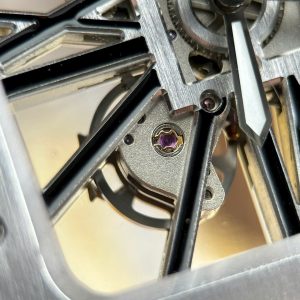 Đồng Hồ Cartier Santos Nam Chế Tác Mặt Lộ Cơ Viền Đen Dây Kim Loại 39 (2)