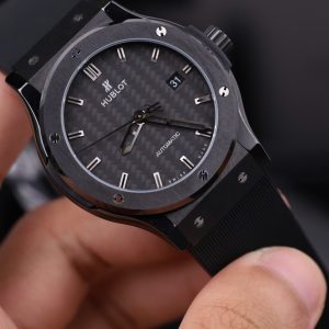 Đồng Hồ Hublot Classic Fusion Replica 11 Vỏ Gốm Đen Mặt Carbon Xưởng JJZ 42mm (2)