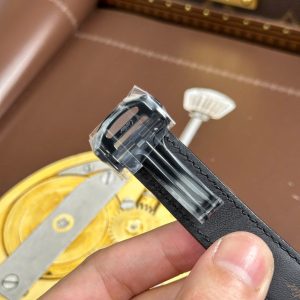 Đồng Hồ Nam Cartier Santos Chế Tác Mặt Số Lộ Cơ Dây Da Màu Đen 39 (2)