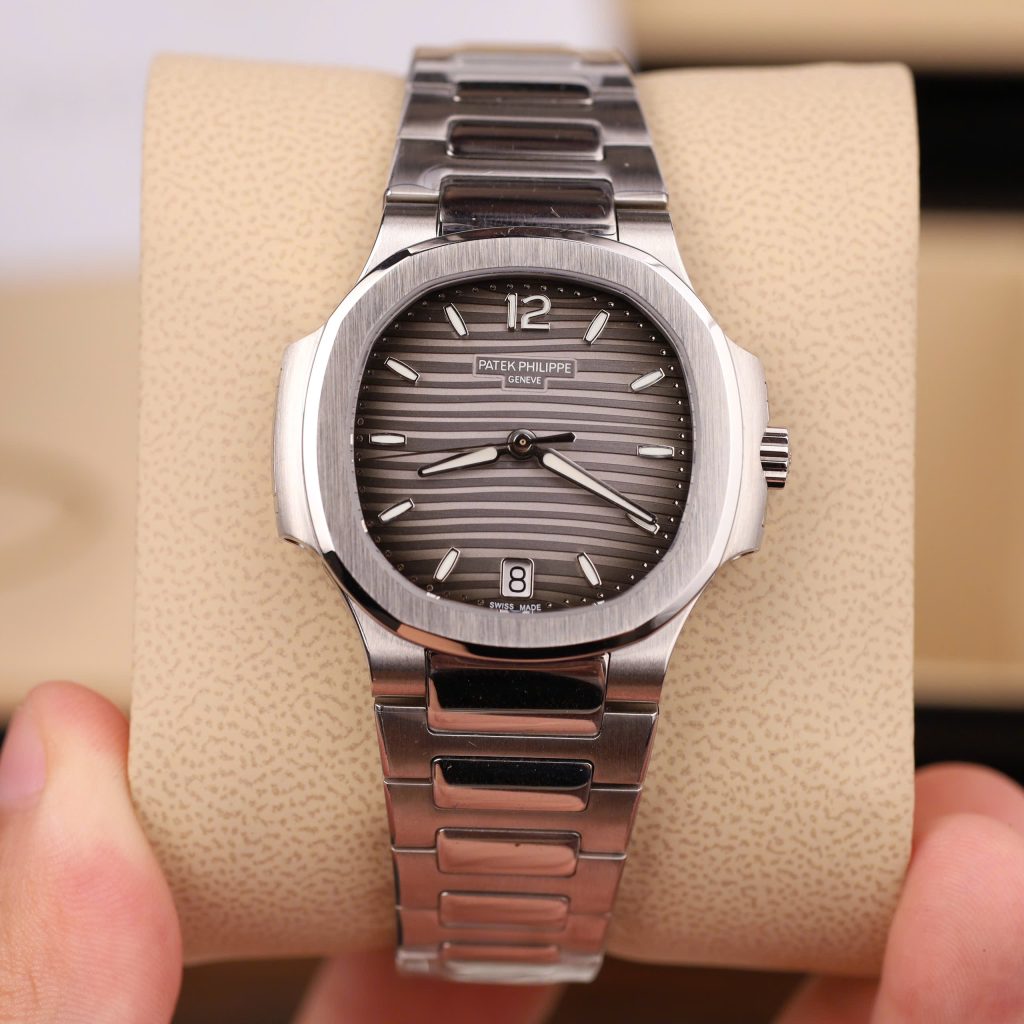 Đồng Hồ Nữ Patek Philippe Nautilus 7118 Rep 11 Mặt Xám Dây Kim Loại Nhà Máy GR 35 (2)