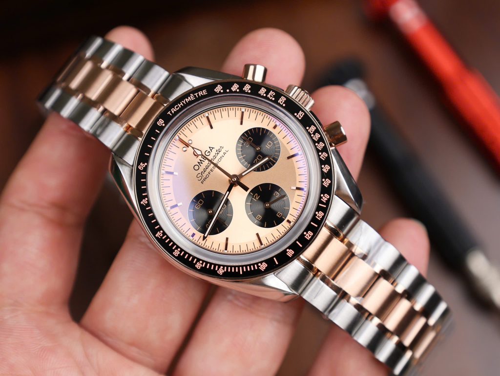 Đồng Hồ Omega SpeedMaster MoonWatch Chế Tác Demi Vàng Hồng Dây Kim Loại 42mm (2)
