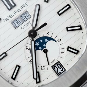 Đồng Hồ Patek Philippe Nautilus 5726 Chế Tác Mặt Trắng Máy Cơ Thụy Sỹ Nhà Máy PPF 40 (2)