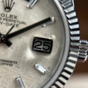 Đồng Hồ Rolex Day-Date Chế Tác Mặt Thiên Thạch Trọng Lượng 186 Grams Nhà Máy QF 40mm (2)