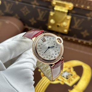 Đồng Hồ Cartier Ballon Bleu WJBB0033 Replica 11 Nữ Viền Đính Đá Dây Da Đỏ Xưởng AF 33mm (9)