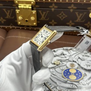 Đồng Hồ Cartier Tank Louis Chế Tác Mặt Trắng Vỏ Mạ Vàng Máy Cơ Thụy Sỹ 27.8×38 (2)