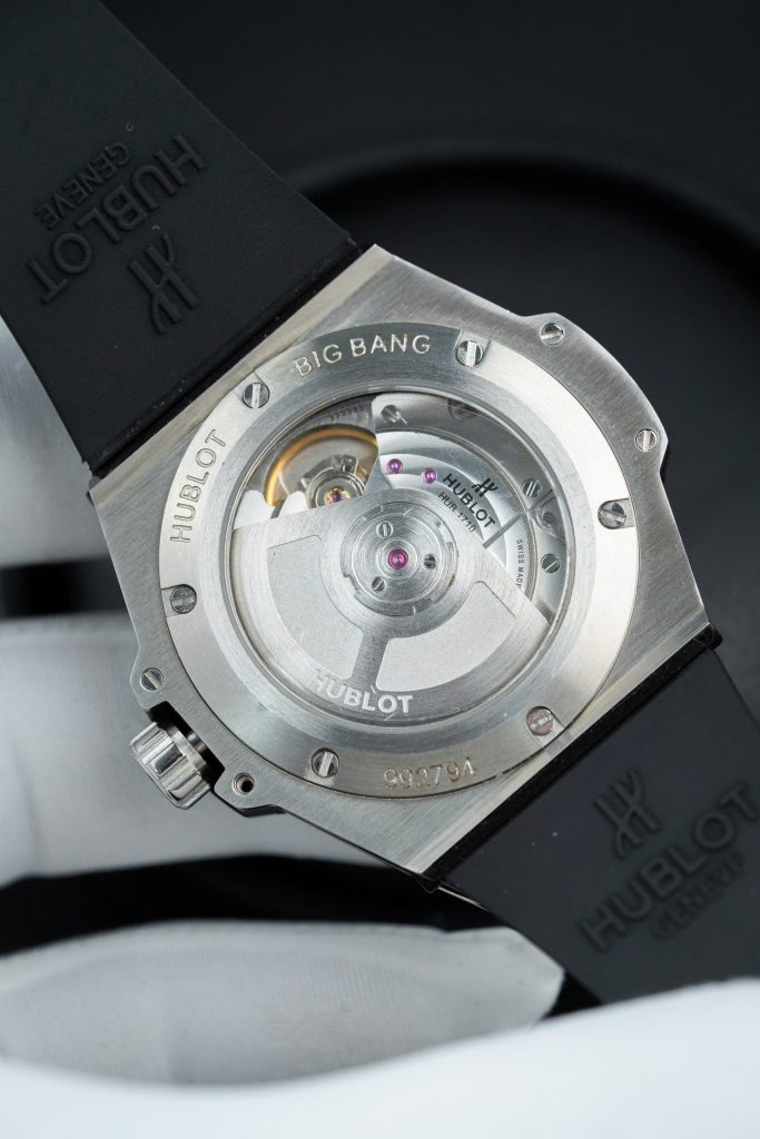Đồng Hồ Hublot Big Bang One Click Replica 11 Màu Đen Đính Kim Cương Moissanite 39mm (2)