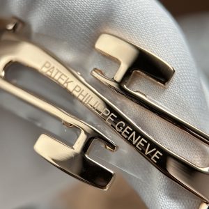 Đồng Hồ Nữ Patek Philippe Nautilus 7010 Chế Tác Vỏ Mạ Vàng Hồng Máy Pin Thụy Sỹ 32mm (2)