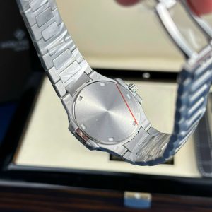 Đồng Hồ Nữ Patek Philippe Nautilus 7010 Rep 11 Mặt Trắng Máy Pin Thụy Sỹ 32mm (2)