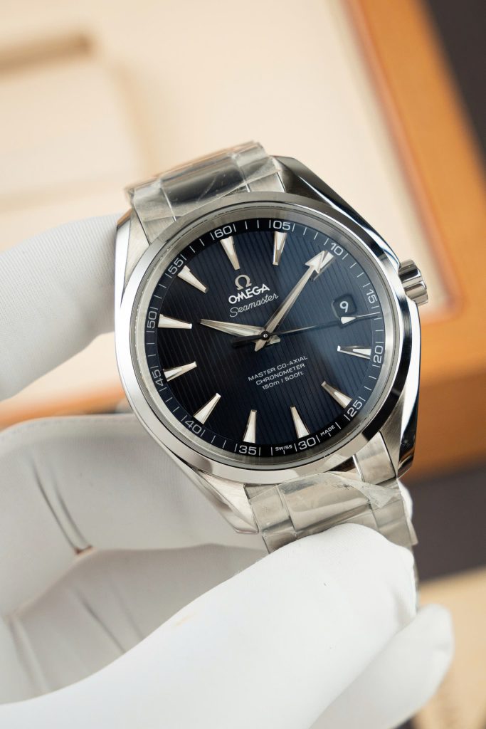 Đồng Hồ Omega Seamaster Aqua Terra Chế Tác Mặt Đen Kẻ Sọc Máy Cơ Thụy Sỹ Xưởng VS 41mm (3)