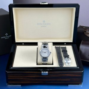 Đồng Hồ Patek Philippe Nautilus 7010 Chế Tác Mặt Trắng Máy Pin Thụy Sỹ 32mm (2)