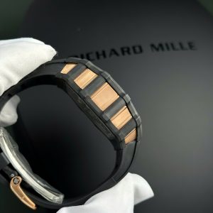 Đồng Hồ Richard Mille RM21-01 Aerodyne Replica 11 Bộ Máy Tourbillon Dây Cao Su Xưởng RM 43x51mm (2)