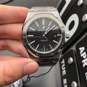 Đồng Hồ Audemars Piguet Royal Oak 15400 Chế Tác Mặt Đen Dây Kim Loại 41mm (2)