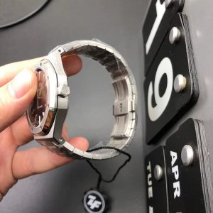 Đồng Hồ Audemars Piguet Royal Oak 15400 Chế Tác Mặt Đen Dây Kim Loại 41mm (2)