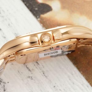 Đồng Hồ Cartier Panthere Replica Cao Cấp Mặt Trắng Vỏ Mạ Vàng Hồng 22x30mm (2)