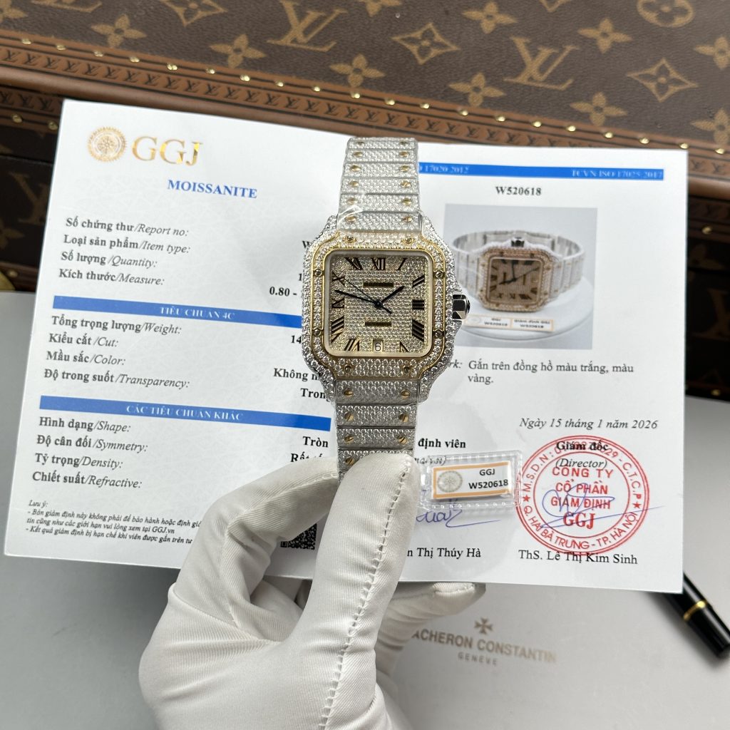 Đồng Hồ Nam Cartier Santos Replica 11 Nhà Máy Đính Full Moissanite Mặt Vàng 39 (2)