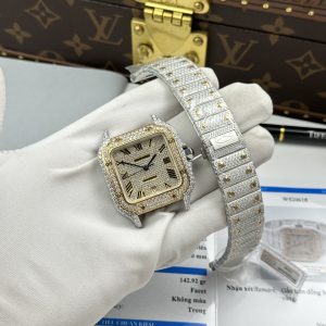 Đồng Hồ Nam Cartier Santos Replica 11 Nhà Máy Đính Full Moissanite Mặt Vàng 39 (2)