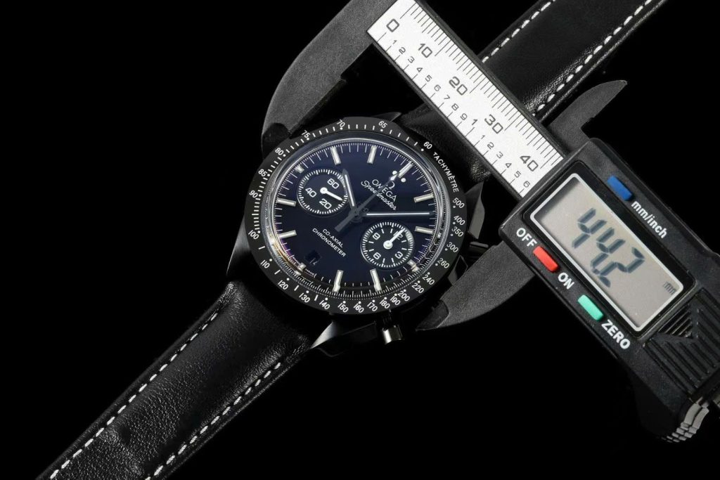 Đồng Hồ Omega Chế Tác Speedmaster Co-Axial Chronograph Vỏ Gốm Đen Máy Thuỵ Sỹ 44mm (2)