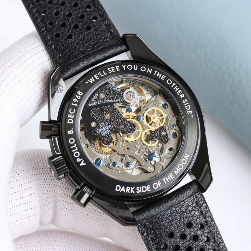 Đồng Hồ Omega Speedmaster Dark Side of the Moon Vỏ Gốm Đen Dây Da Replica Cao Cấp 44mm (2)