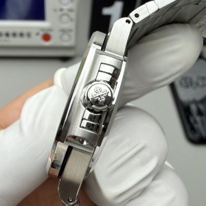 Đồng Hồ Patek Philippe Nautilus 5723 Replica 11 Mặt Trắng Viền Đính Đá CZ Baguette GRF 40mm (1)