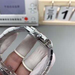 Đồng Hồ Patek Philippe Nautilus 7118 Chế Tác Mặt Trắng Dây Kim Loại Nhà Máy 3K 35 (2)