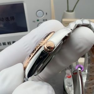 Đồng Hồ Rolex DateJust Rep 11 Mặt Số Màu Tím Máy Cơ Thuỵ Sỹ Nữ 31mm (1)