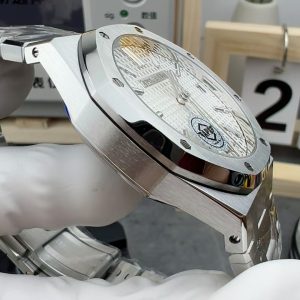 Đồng Hồ Audemars Piguet Royal Oak 15510ST Chế Tác Mặt Trắng Dây Kim Loại 41mm (1)