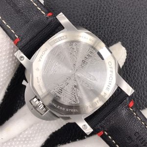 Đồng Hồ Panerai Luminor GMT PAM01025 Chế Tác Mặt Đen Viền Carbotech 44mm (2)