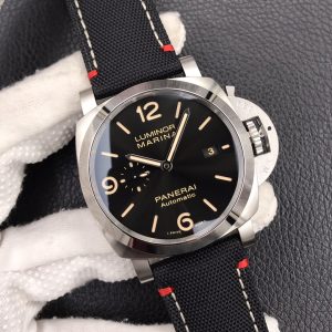 Đồng Hồ Panerai Luminor GMT PAM01025 Chế Tác Mặt Đen Viền Carbotech 44mm (2)