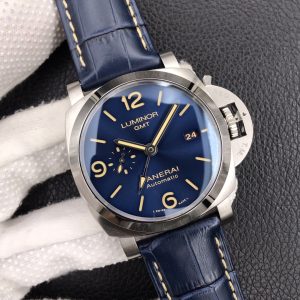 Đồng Hồ Panerai Luminor GMT PAM01033 Replica 11 Mặt Xanh Dương Viền Carbotech 44mm (2)